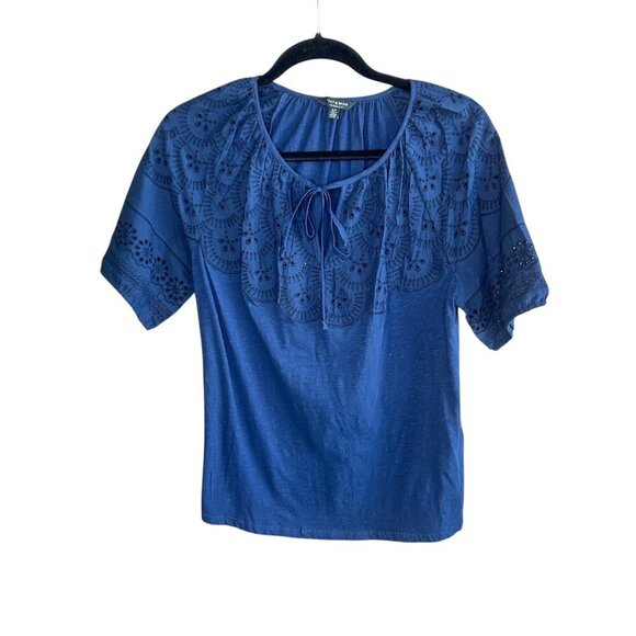 Lucky Brand Navy Blue Eyelet Peasant Tie Front 1/2 Sleeve Top Size Small - Picture 1 of 10